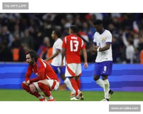 佛罗伦萨2-0击败萨勒尼塔纳，结束联赛三轮不胜